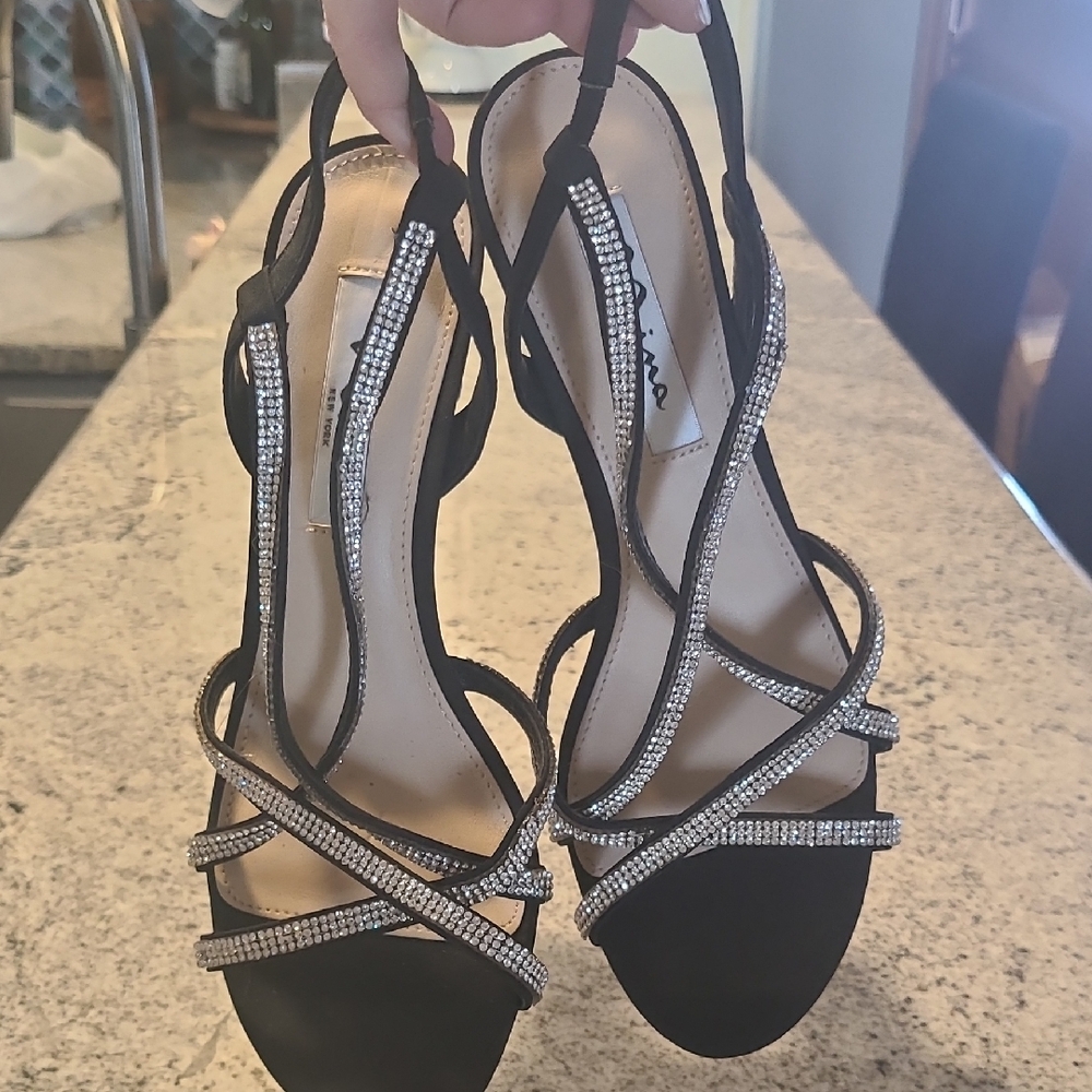 Nina Black High Heel Strappy Heels Sz 8